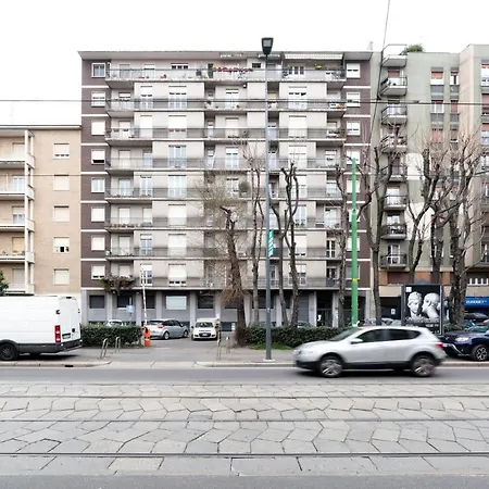 Loreto Elegant Flat-3